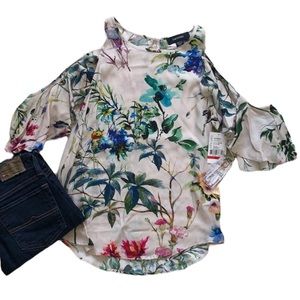 NWT Karen Kane floral cold shoulder blouse